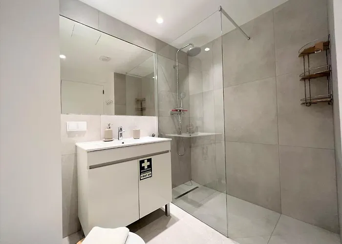 Twins 1 With Pool By Homing Apartament
