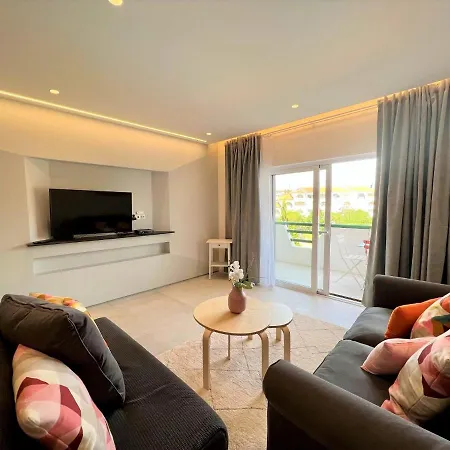 Twins 1 With Pool By Homing Appartement *